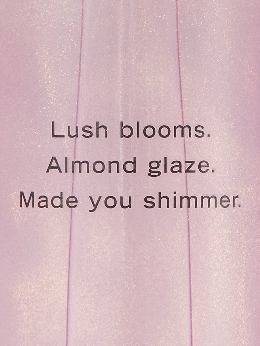 Velvet Petals Shimmer Body Mist