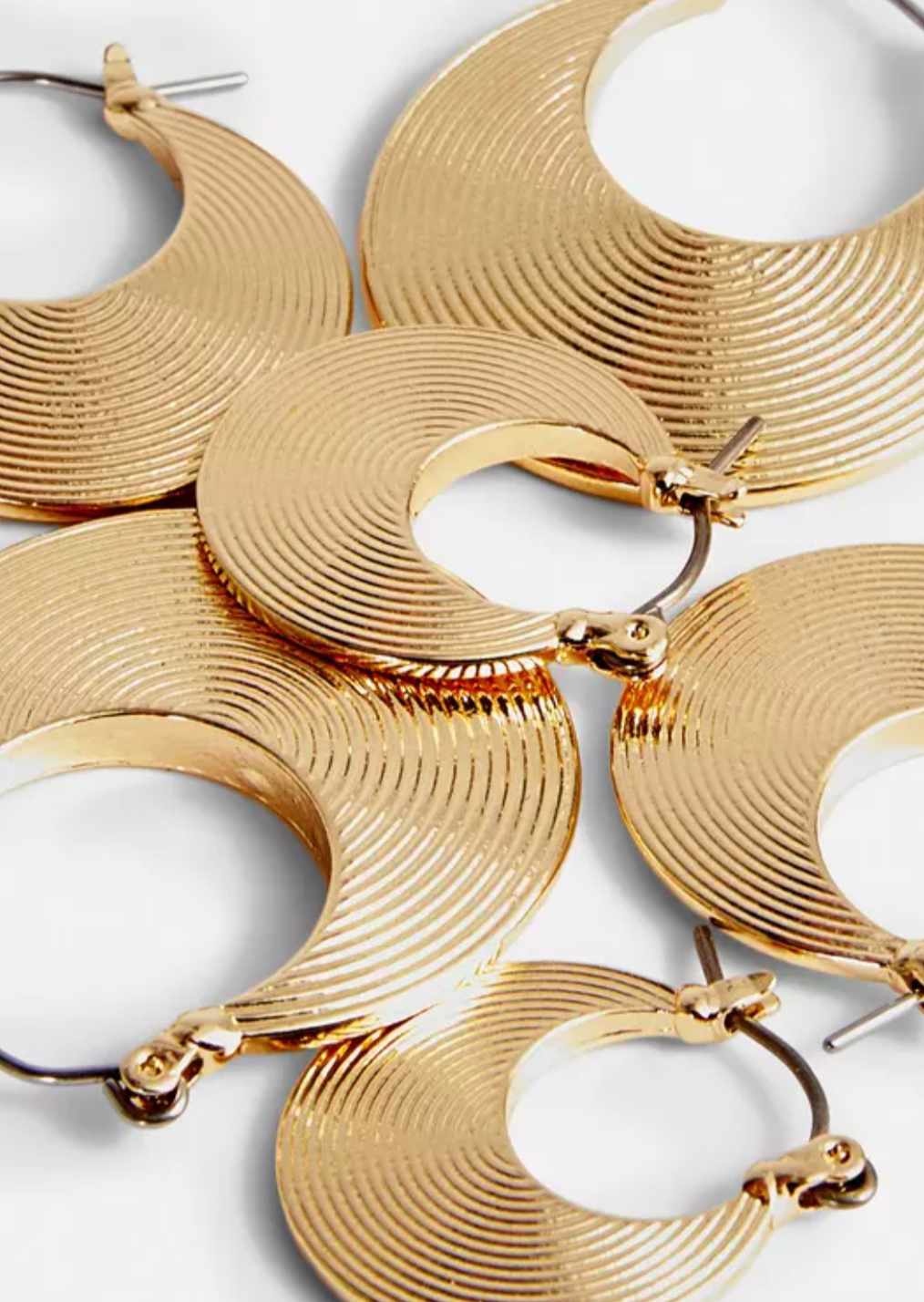 Flat Ridge Hoop Earrings