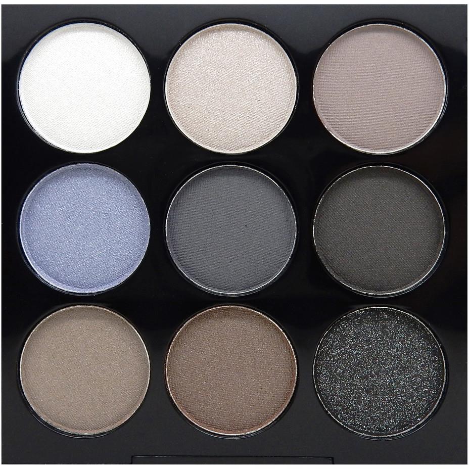 W7 The Naughty 9 Shades of Colour